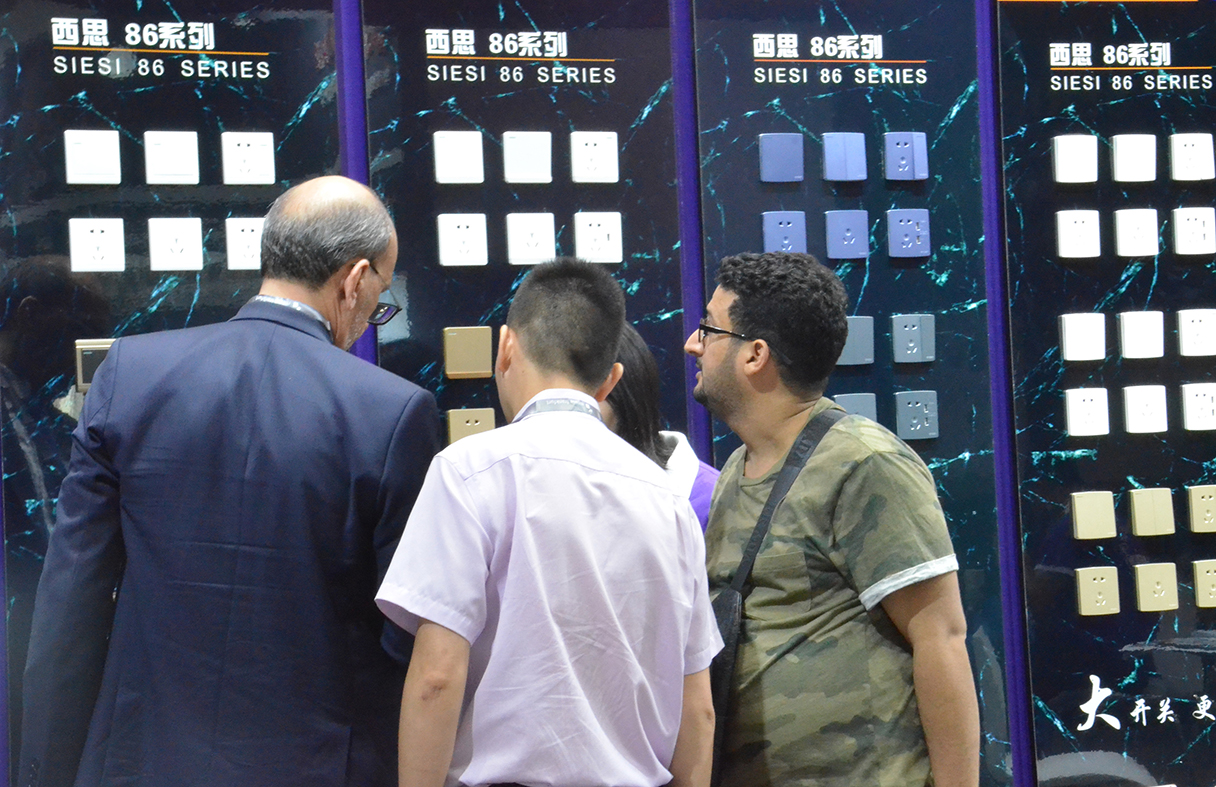 南宫体育开关2019年广州国际修建电气展-公司新闻-南宫体育照明官网