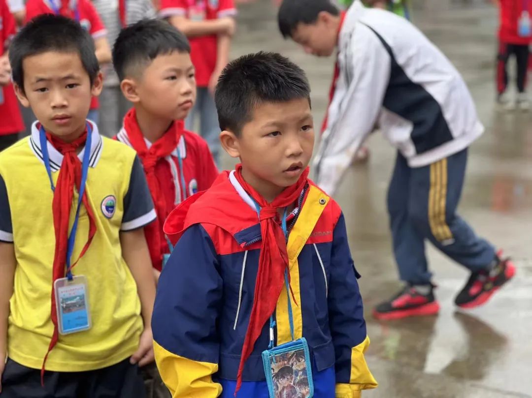 南宫体育照明2023捐赠广西融水大浪镇中心小学爱心公益活动-公司新闻-南宫体育照明官网